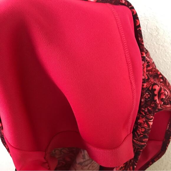 Athleta Fuse Racerback Patterned Activewear Tank Top Lightly Padded Shelf Bra XS - Picture 7 of 9